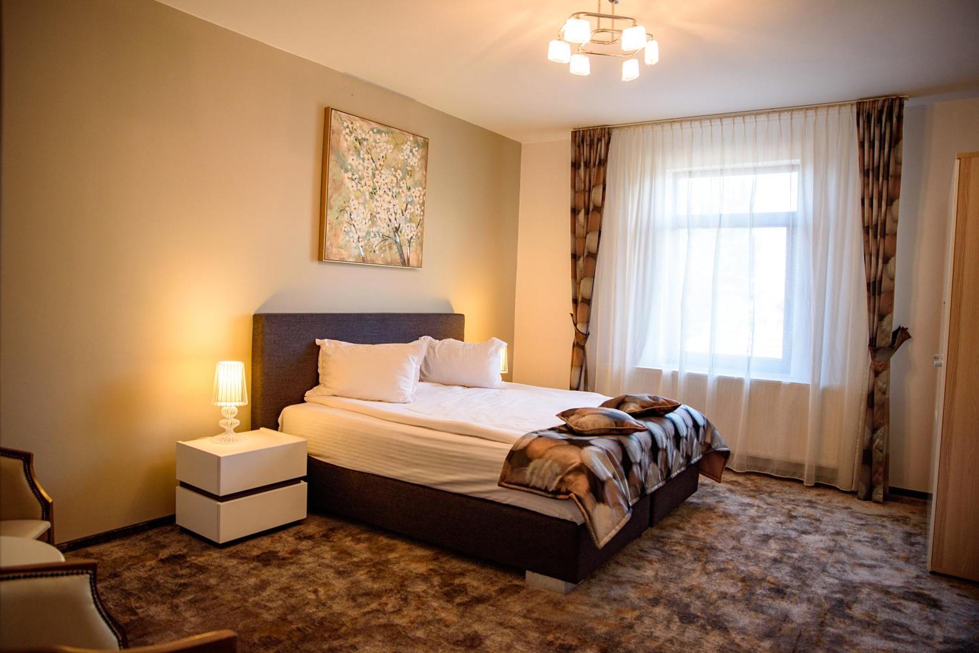Hotel Stefani Sibiu Extérieur photo